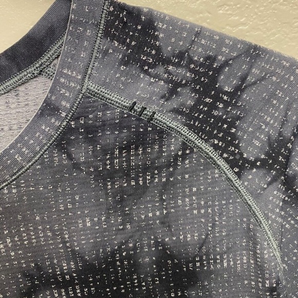 Lululemon Men’s Metal Vent Tech Short Sleeve Sz L - Picture 6 of 10